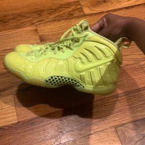 6.5 in boys foam posites in Chicago ! Rarely worn